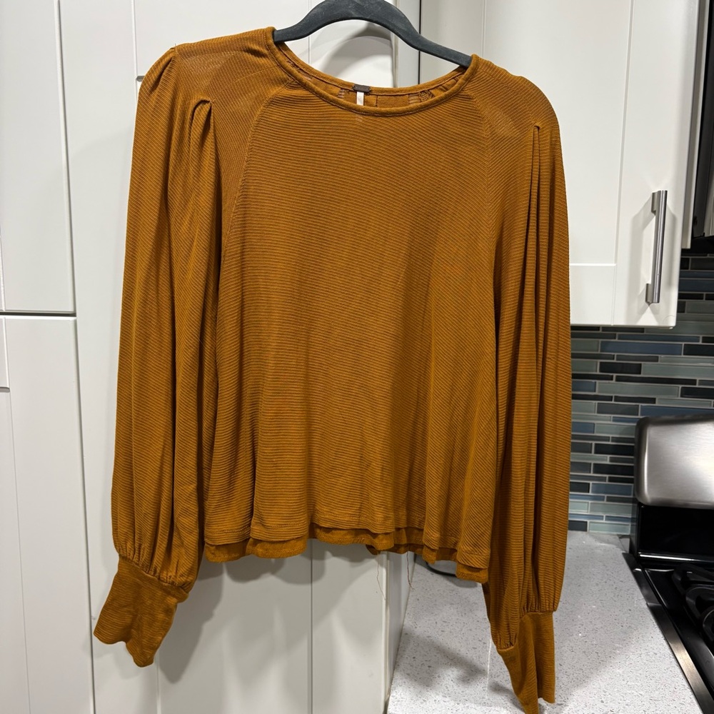 Free People balloon sleeve top